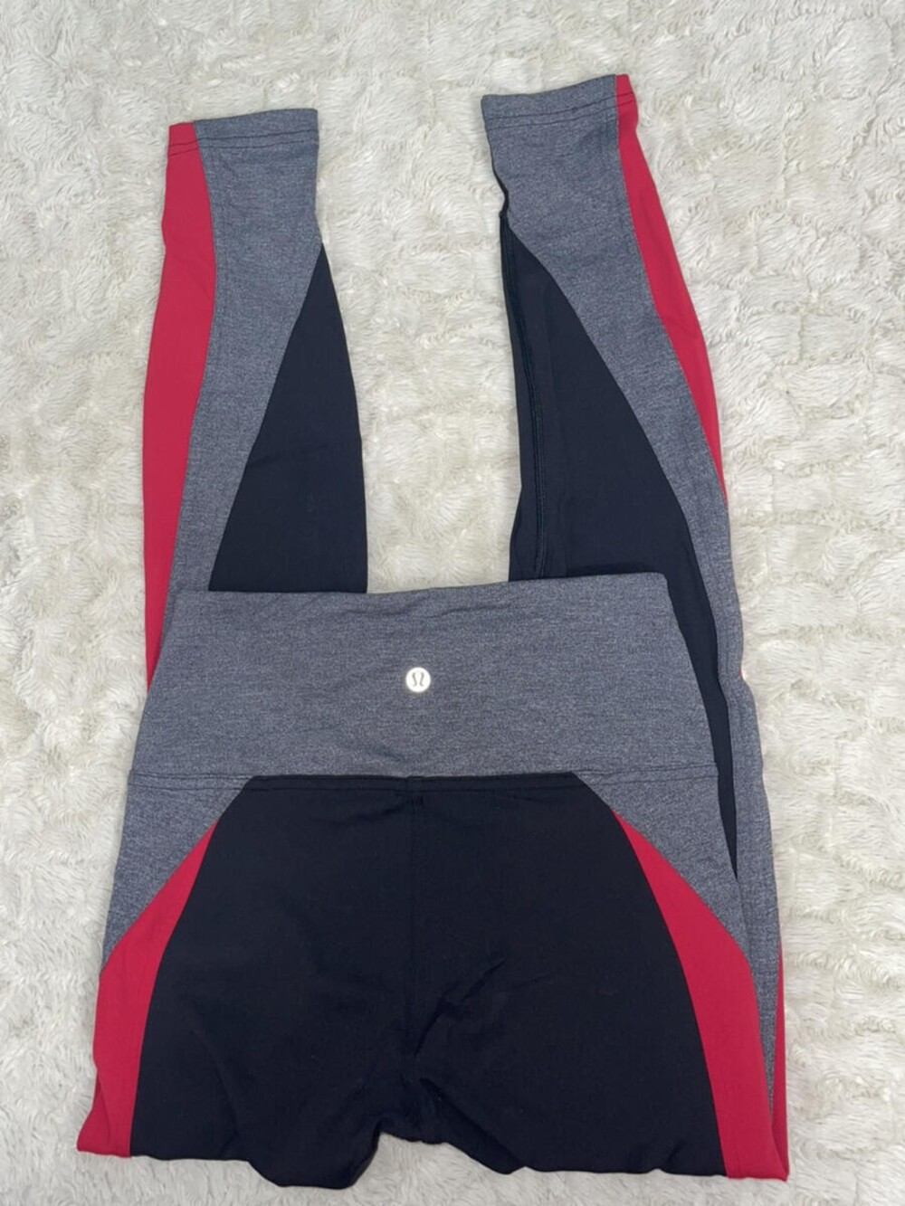 Womens Lululemon Black White Gray Red Leggings Sz 4
